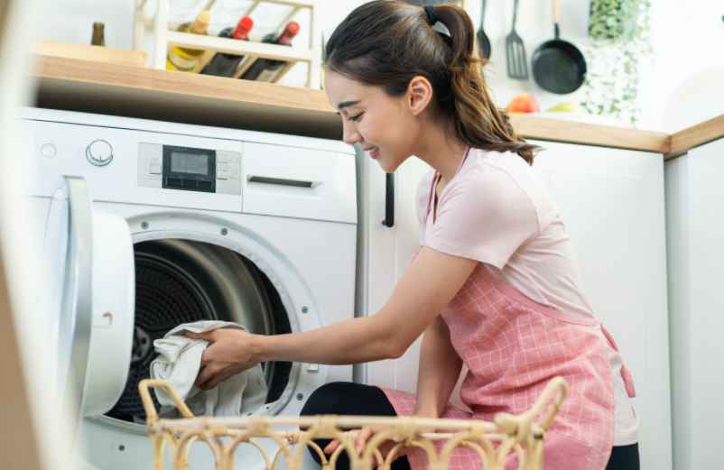 Nettoyer une machine à laver au bicarbonate sans vinaigre